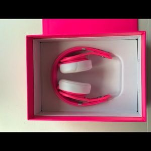 Limited edition Beats Mixrs